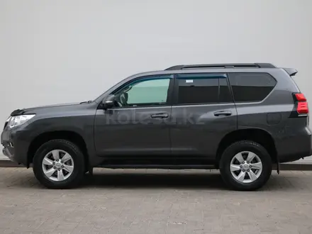 Toyota Land Cruiser Prado Comfort 2023 года за 25 490 000 тг. в Астана – фото 2