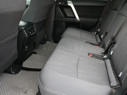 Toyota Land Cruiser Prado Comfort 2023 года за 25 490 000 тг. в Астана – фото 11