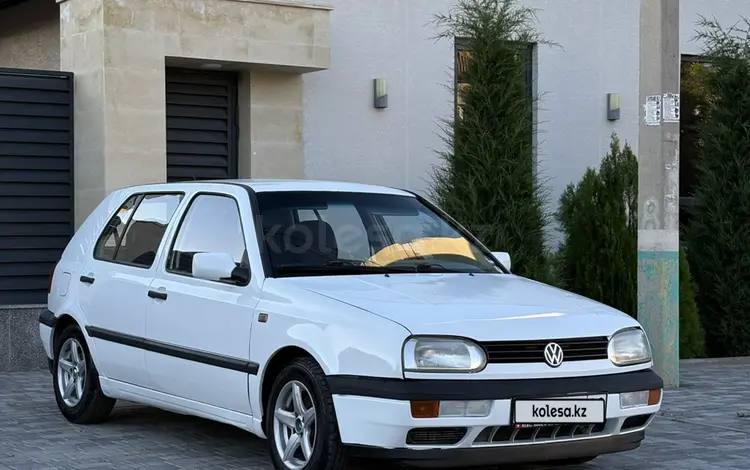 Volkswagen Golf 1995 годаүшін1 850 000 тг. в Тараз