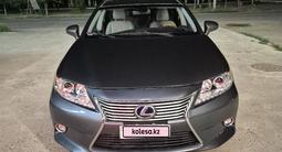 Lexus ES 300h 2013 года за 8 000 000 тг. в Атырау – фото 5