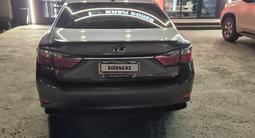 Lexus ES 300h 2013 года за 8 000 000 тг. в Атырау – фото 3