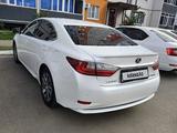 Lexus ES 300h 2017 годаүшін15 000 000 тг. в Уральск – фото 3