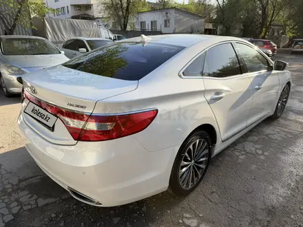 Hyundai Grandeur 2013 года за 8 450 000 тг. в Алматы – фото 10