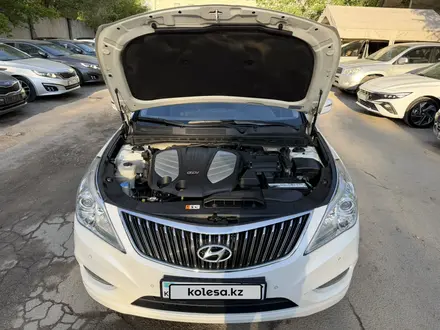 Hyundai Grandeur 2013 года за 8 450 000 тг. в Алматы – фото 45