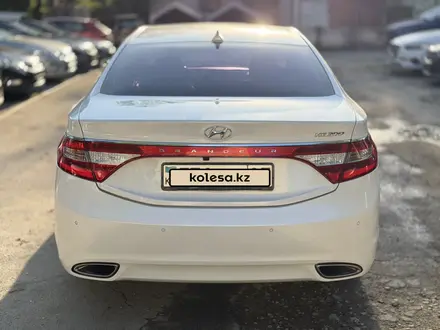 Hyundai Grandeur 2013 года за 8 450 000 тг. в Алматы – фото 5