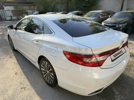 Hyundai Grandeur 2013 года за 8 450 000 тг. в Алматы – фото 9