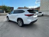 Toyota Highlander 2022 года за 33 000 000 тг. в Астана – фото 4