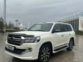 Toyota Land Cruiser 2019 годаfor39 800 000 тг. в Астана – фото 3