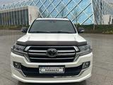 Toyota Land Cruiser 2019 годаfor41 800 000 тг. в Астана