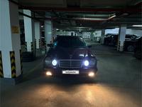 Mercedes-Benz E 200 1996 года за 2 450 000 тг. в Астана