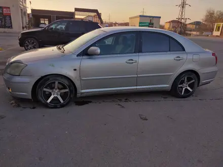 Toyota Avensis 2005 года за 3 500 000 тг. в Актау – фото 2