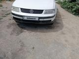 Volkswagen Passat 1998 годаfor1 600 000 тг. в Есиль