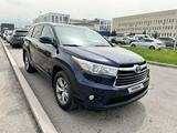 Toyota Highlander 2015 года за 15 700 000 тг. в Алматы – фото 2