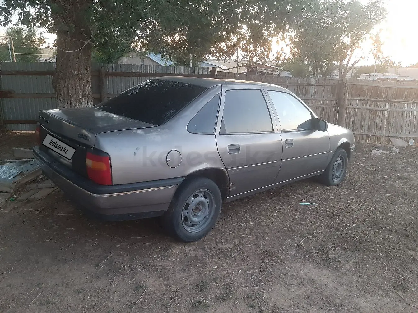 Opel Vectra, 1989