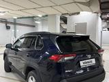 Toyota RAV4 2019 года за 13 000 000 тг. в Астана – фото 5