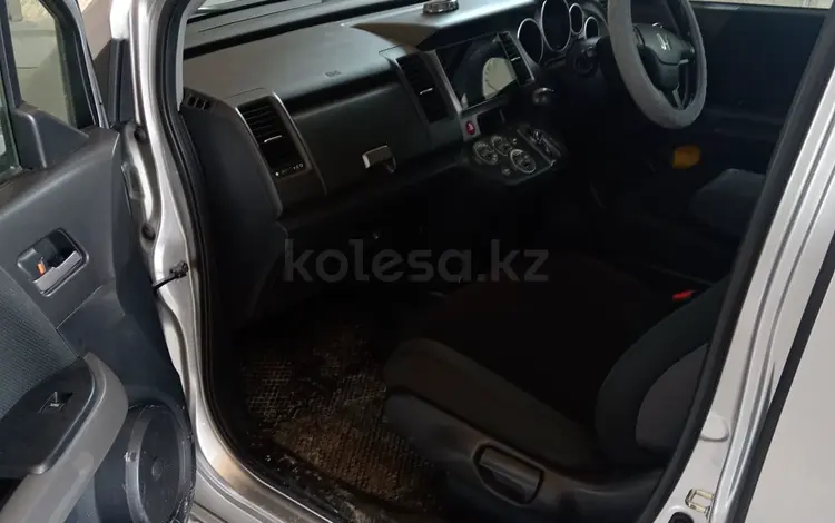 Вскрытие авто вскрыть автомобиль открыть машину в Усть-Каменогорск