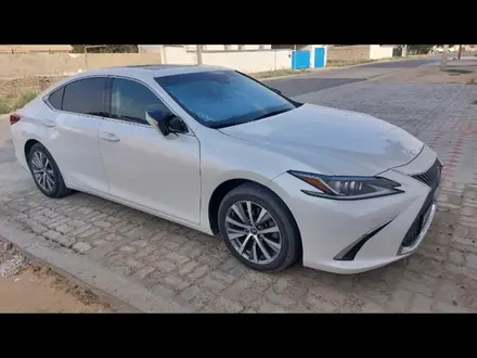 Lexus ES 350 2021 года за 20 000 000 тг. в Актау – фото 2