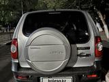 Chevrolet Niva 2015 года за 2 200 000 тг. в Сатпаев – фото 2