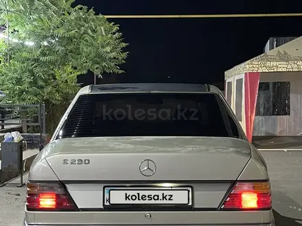 Mercedes-Benz E 230 1989 года за 1 000 000 тг. в Алматы – фото 3