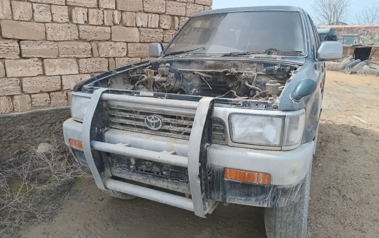 Toyota Hilux Surf 1993 годаfor700 000 тг. в Актау