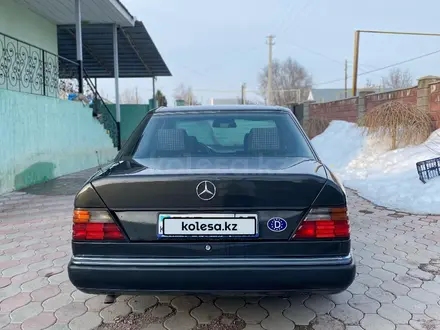 Mercedes-Benz E 230 1992 года за 2 600 000 тг. в Алматы – фото 7