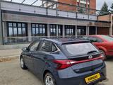 Hyundai i20 2023 года за 7 500 000 тг. в Усть-Каменогорск – фото 2
