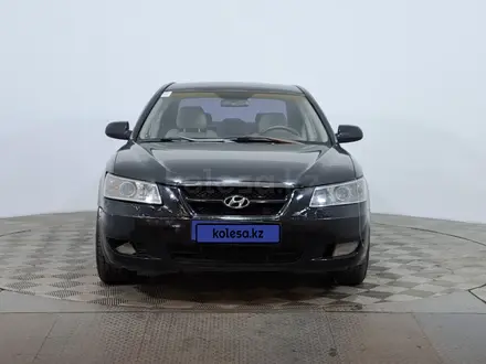 Hyundai Sonata 2005 года за 2 190 000 тг. в Астана – фото 2