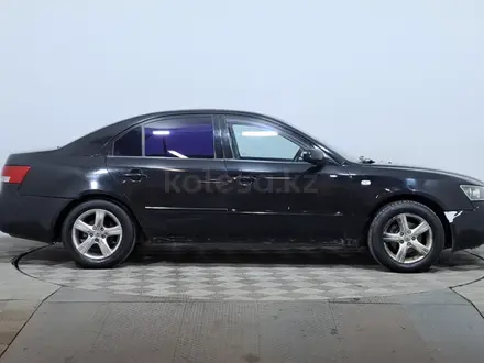 Hyundai Sonata 2005 года за 2 190 000 тг. в Астана – фото 4