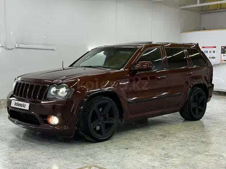 Jeep Grand Cherokee 2008 года за 18 500 000 тг. в Алматы – фото 2