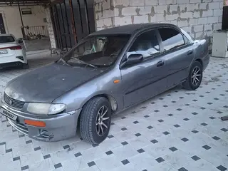 Mazda 323