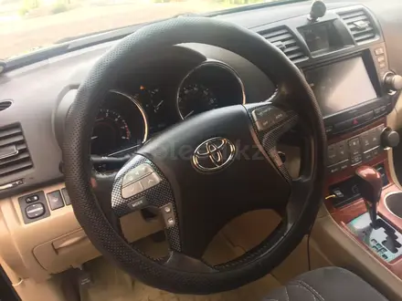 Toyota Highlander 2008 года за 10 500 000 тг. в Астана – фото 22