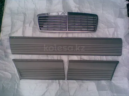 Накладка на дверь SEC 500 C126, W126 за 5 000 тг. в Алматы