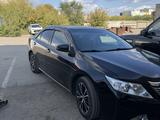 Toyota Camry 2014 года за 8 500 000 тг. в Костанай