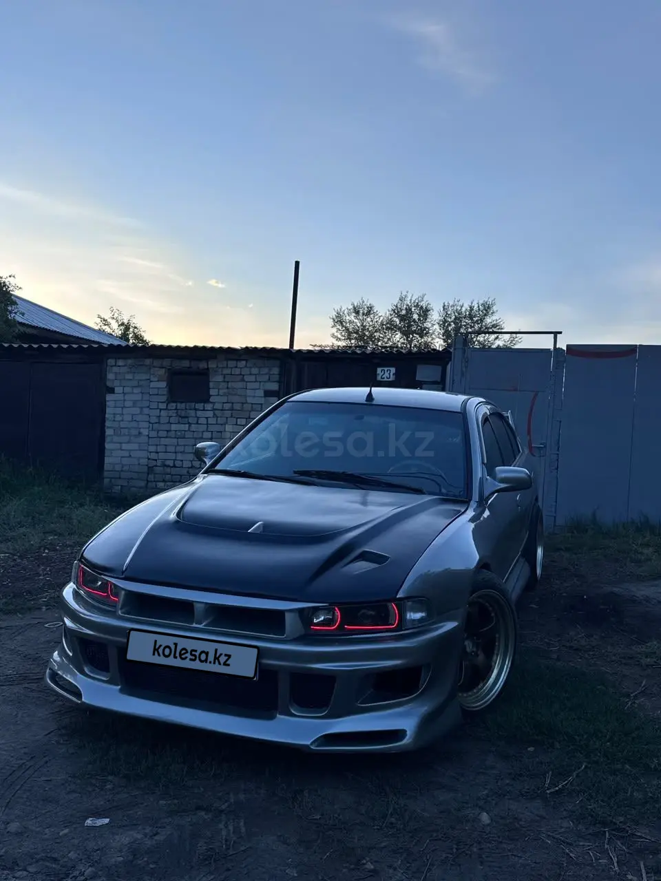 Mitsubishi Galant, 2003