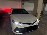 Toyota Camry 2023 годаfor19 500 000 тг. в Астана