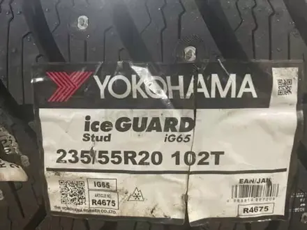 Комплект новых зимних шин Yokohama IG65 235/55/20 шип. за 120 000 тг. в Астана