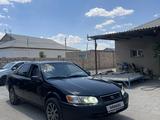 Toyota Camry 2000 годаfor3 900 000 тг. в Жанаозен – фото 3