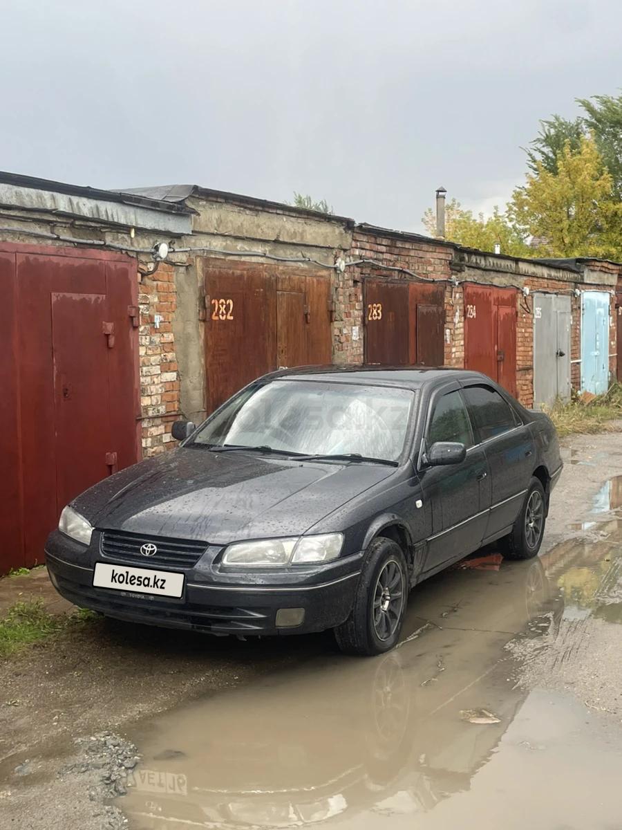 Toyota Camry Gracia 1998 г.