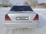 Mercedes-Benz C 200 1997 года за 1 500 000 тг. в Астана – фото 3