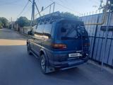 Mitsubishi Delica 1994 годаfor5 555 000 тг. в Алматы – фото 2