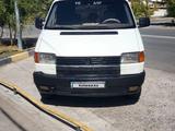 Volkswagen Transporter 1993 годаfor1 700 000 тг. в Шымкент