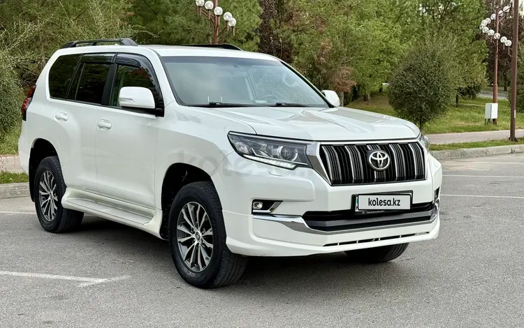 Toyota Land Cruiser Prado 2018 годаfor24 200 000 тг. в Шымкент