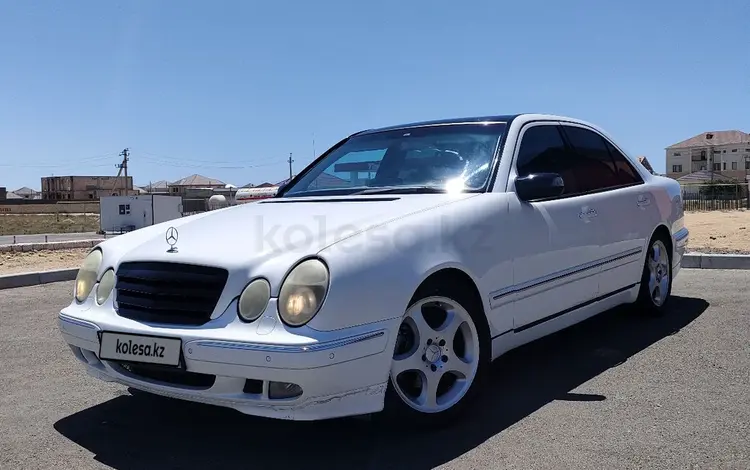 Mercedes-Benz E 300 2001 годаүшін3 580 000 тг. в Актау