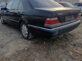 Mercedes-Benz S 500 1997 года за 1 300 000 тг. в Атырау – фото 4