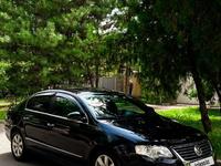 Volkswagen Passat 2005 годаfor3 500 000 тг. в Алматы