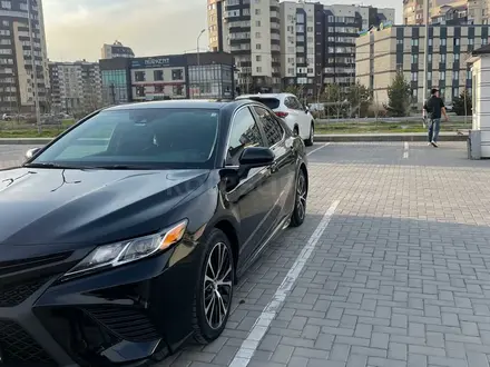 Toyota Camry 2019 года за 12 500 000 тг. в Шымкент – фото 9