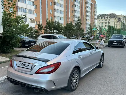 Mercedes-Benz CLS 400 2015 года за 15 500 000 тг. в Астана – фото 13