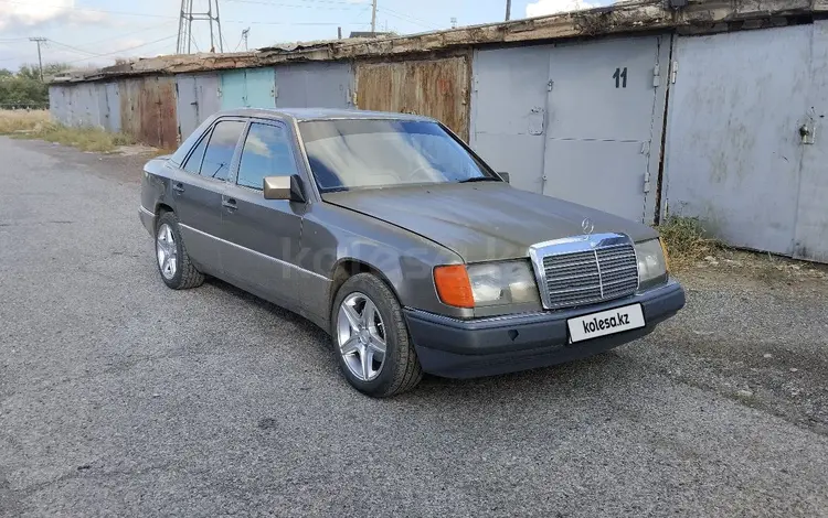 Mercedes-Benz E 200 1990 годаfor1 300 000 тг. в Шымкент