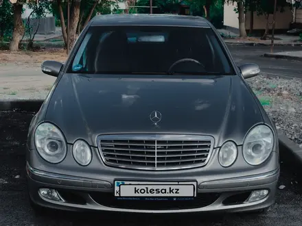 Mercedes-Benz E 200 2002 года за 5 400 000 тг. в Туркестан – фото 5