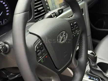 Hyundai Sonata 2015 года за 8 750 000 тг. в Алматы – фото 23